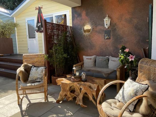 Zu Jeddelohs Bungalows & Apartments -Adult Friendly Gladenbach Exterior foto